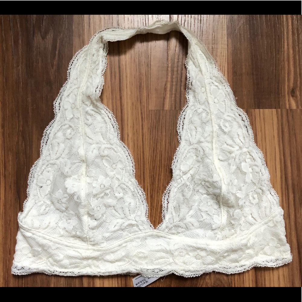 Lace Halter Bandeau
